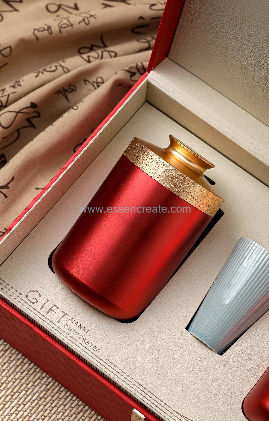 chinnessemetal tea box
