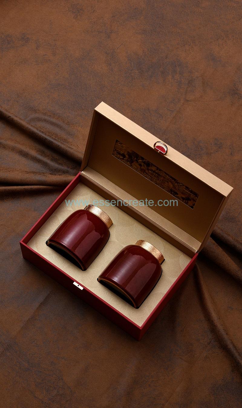 Leather-Clad Tea Box Leather-Clad Tea Box