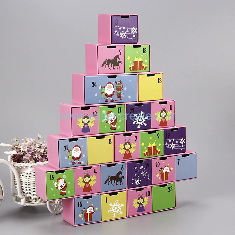 Tree-Shaped Gift Box