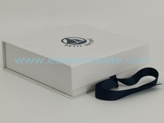 Foldable White Gift Box