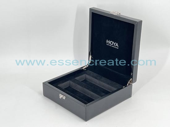 Two Wine Cups Packing Leather Box with Lock